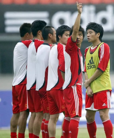 号码背后的故事，中国男足队员号码的传承与变迁